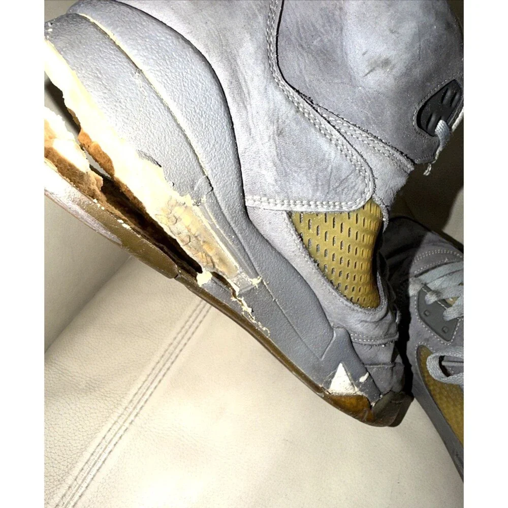 Nike Air Jordan 5 Retro Wolf Grey Men's Shoes Size 11 136027-005